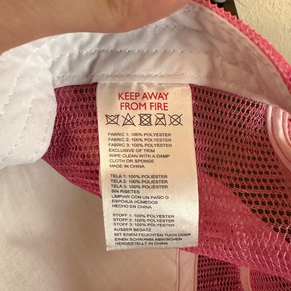 UO Y2K ‘Angel Eyes’ Trucker Hat - Picture 2 of 3